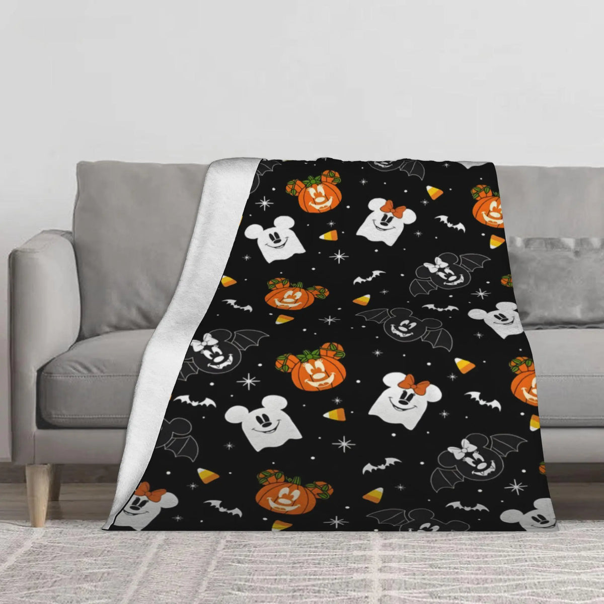 [SummerVibes] DISNEY CLASSIC Halloween Mickey and Minnie Flannel Blanket - Soft, Warm, Bat Cartoon Design, Sofa, Bed, Office, Blanket for Couch