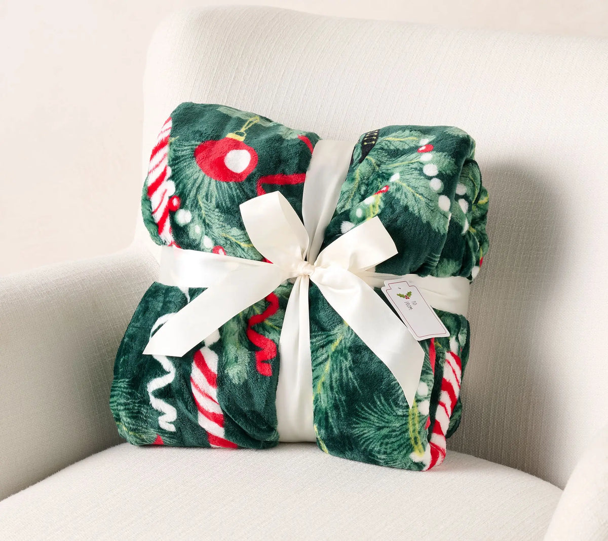 Kringle Express Oversized 60x80 Holiday Printed Throw