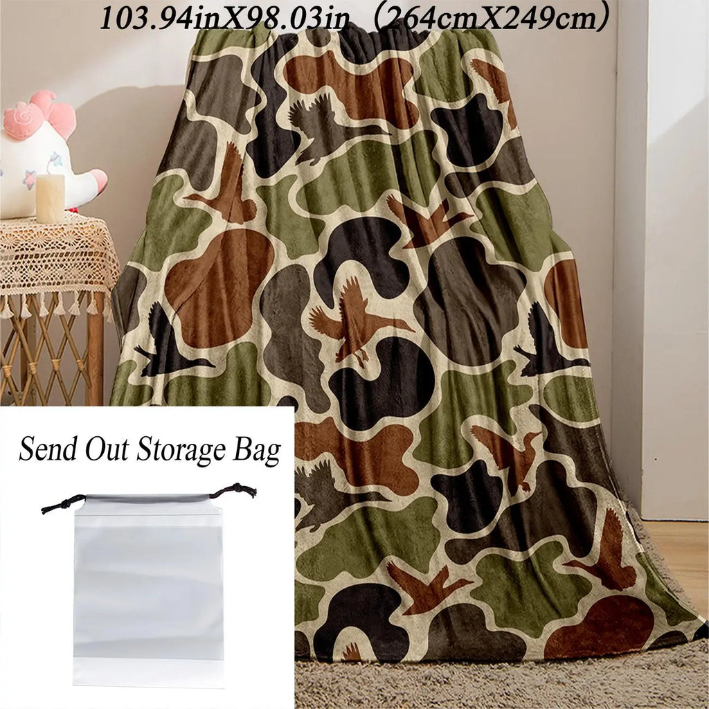 Camouflage Pattern Flannel Blanket, 1 Count Soft Comfortable Warm Napping Throw Blanket, Cool Bedroom Bedding Blankets for Home Office Travel Camping