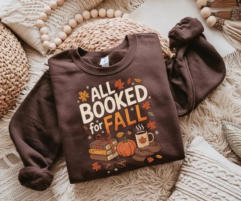 Women's Book Lover Graphi - Cotton-Polyester Blend Long Sleeve Minimalist Tops, Everyday Cozy Casual Pullover Sweater Tee for Autumn Reading, Holiday Outfits