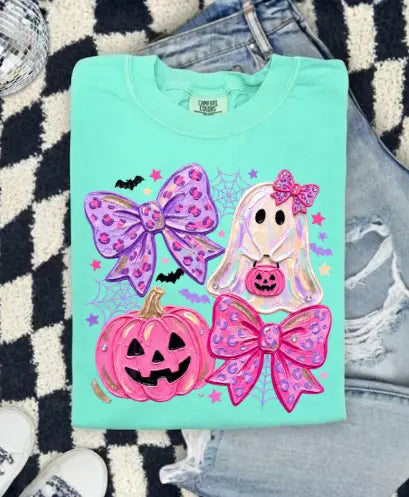 Comfort Colors Preppy Ghost Coquette Shirt, Cute Pink Bow Halloween T-Shirt, Girly Spooky Season Graphic Tee, Retro Fall Ghost Apparel, Trendy Gift