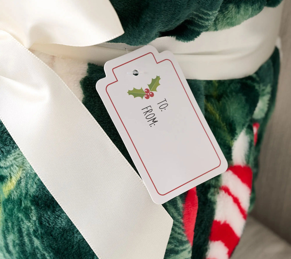 Kringle Express Oversized 60x80 Holiday Printed Throw