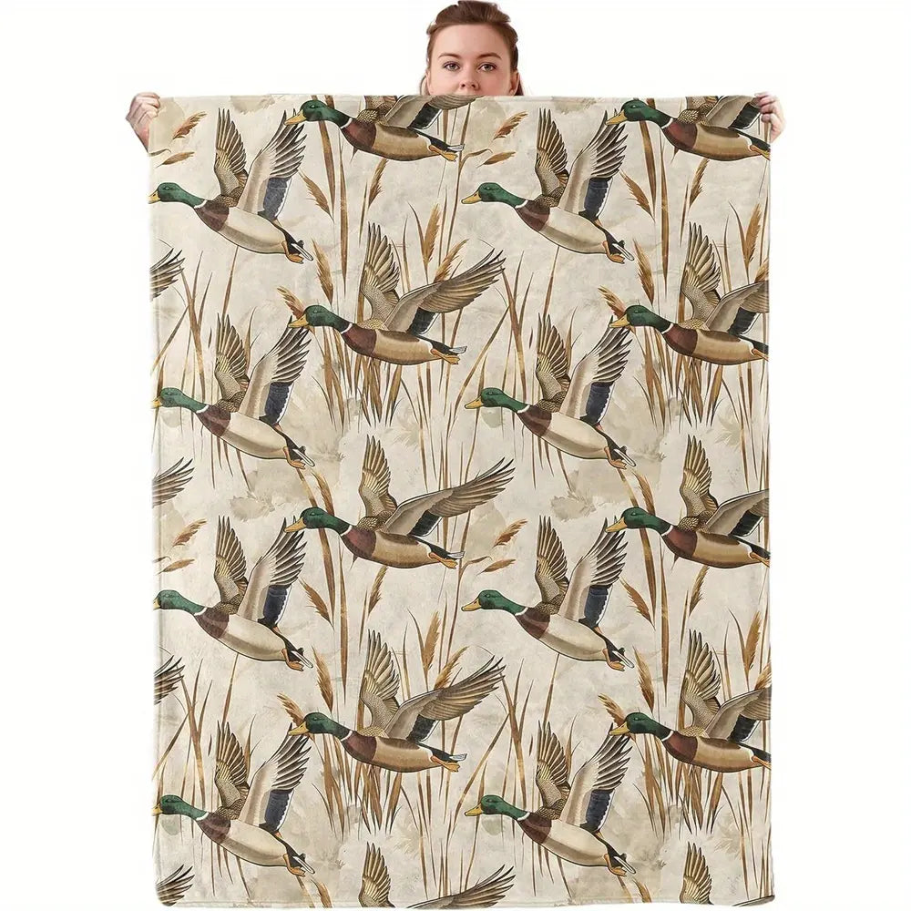 Vintage Mallard Duck Camo Flannel Throw Blanket - Retro Look Animal Graphic Throw Blankets, Cozy Warm Wrinkle Resistant Decor, for Camping & Hunting Cabin Cozy Setup, Vintage Home Decor#OutdoorVibeDecor